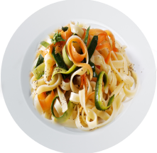 Tagliatelles de courgettes et carottes au cumin et curcuma Tagliatelles de courgettes et carottes au cumin et curcuma