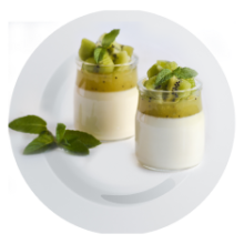 ‘Panna cotta’ coco vanille sur coulis de kiwi